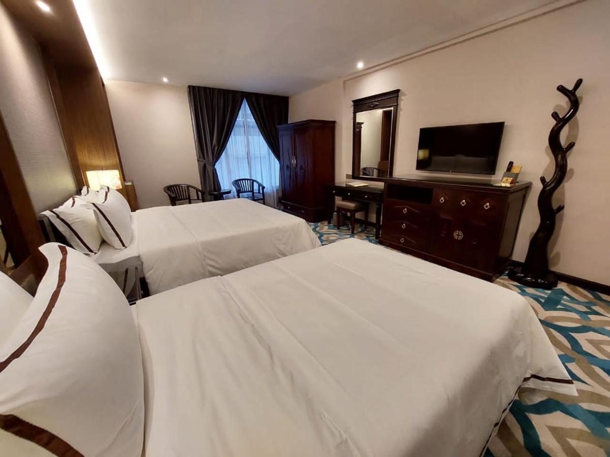Malacca Christee Suites Hotel מראה חיצוני תמונה